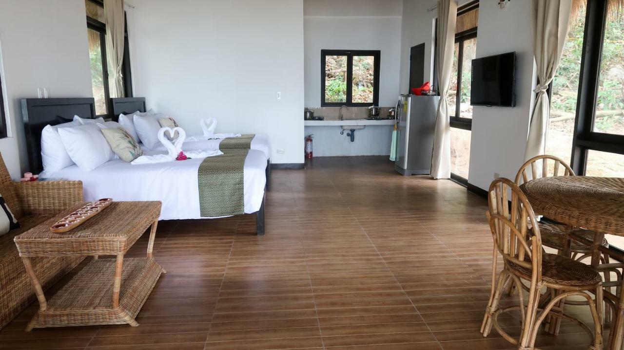 Moon Beach Villas El Nido Esterno foto