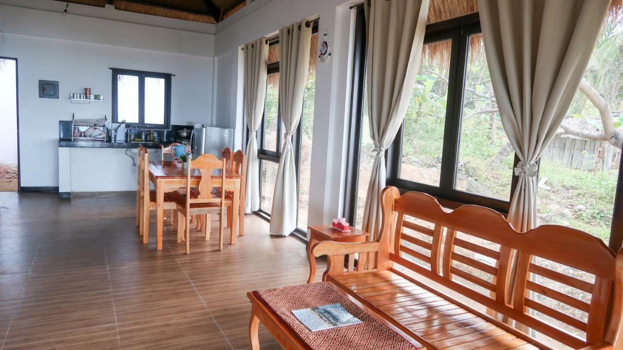 Moon Beach Villas El Nido Esterno foto
